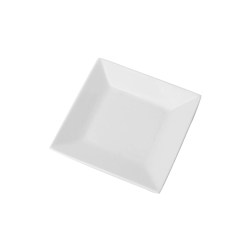 Squared ceramic plate for stylish table setting